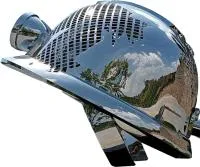Каска - скульптура абстрактная скульптура из нержавеющей стали на заказ — Звенигово  
